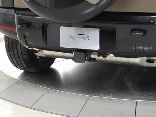 2026 Land Rover Defender P400 X-Dynamic SE