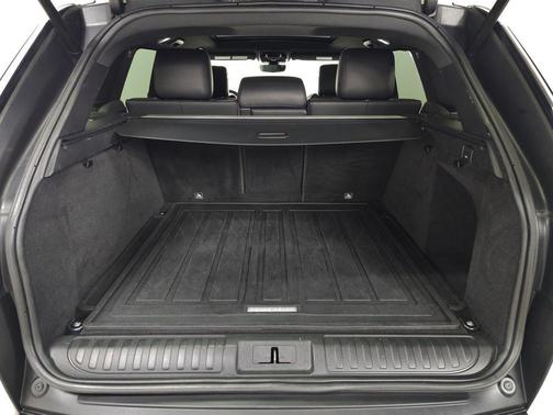 Fuji White 2017 Land Rover Range Rover Sport 3.0L Supercharged HSE