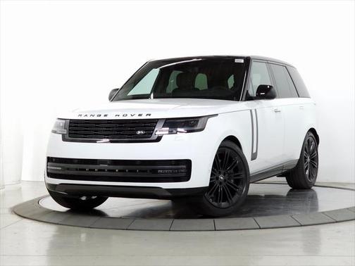 2025 Land Rover Range Rover P530 SE