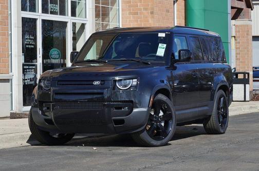 Santorini Black Metallic 2026 Land Rover Defender P300 S