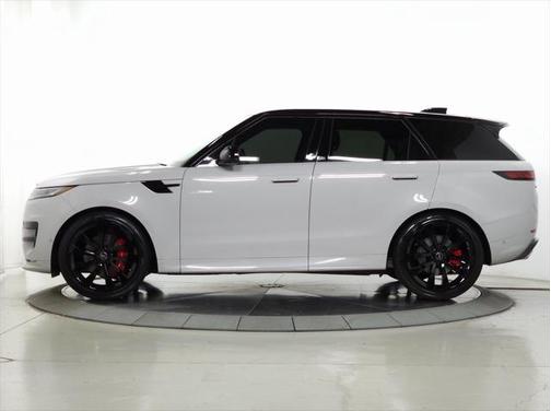 2024 Land Rover Range Rover Sport SE