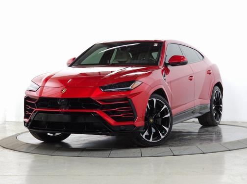 2021 Lamborghini Urus Graphite Capsule