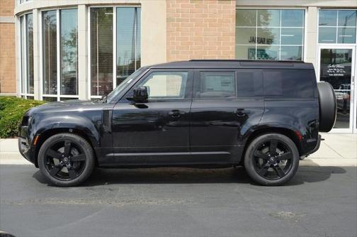 2025 Land Rover Defender 110 P400 X-Dynamic SE