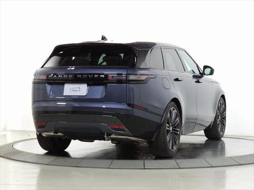 2026 Land Rover Range Rover Velar P250 SE R-Dynamic