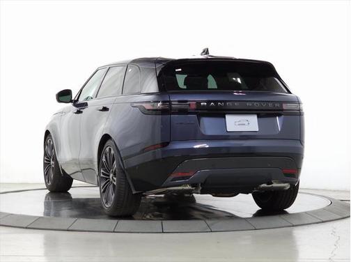 2026 Land Rover Range Rover Velar P250 SE R-Dynamic