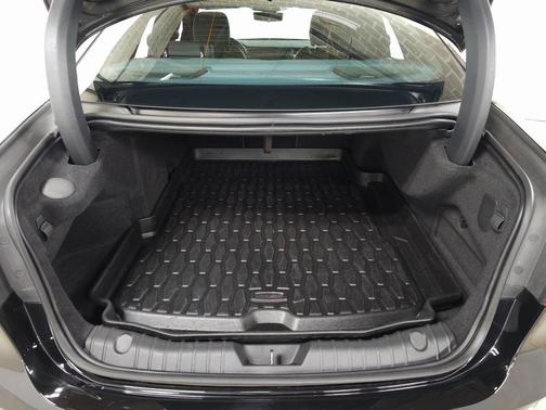 Santorini Black Metallic 2022 Jaguar XF R-Dynamic SE P300 AWD Automatic