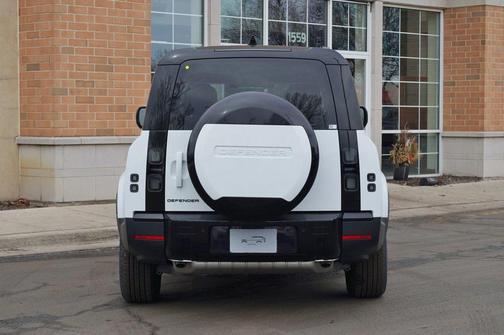 2026 Land Rover Defender P300 S