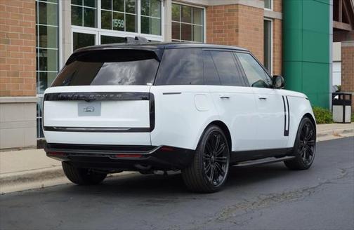 2025 Land Rover Range Rover P400 SE