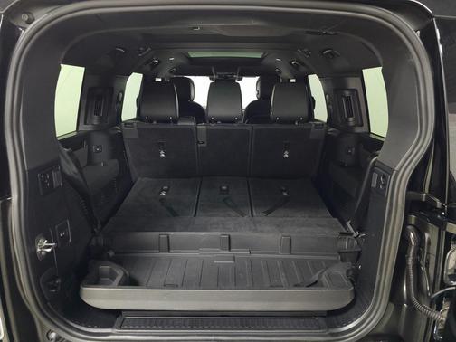 2024 Land Rover Defender 130 P400 X