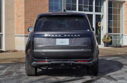 2025 Land Rover Range Rover P530 SE