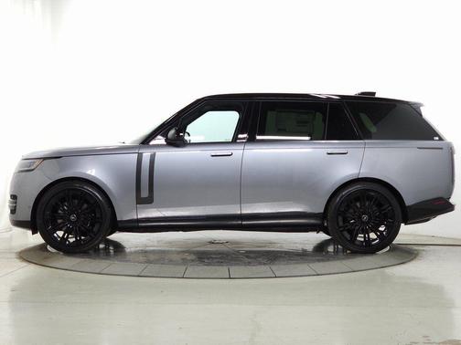 Eiger Grey Metallic 2025 Land Rover Range Rover P530 SE 7 Seat