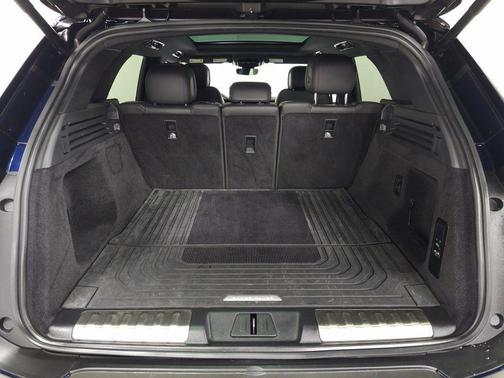 Portofino Blue Metallic 2023 Land Rover Range Rover Sport SE