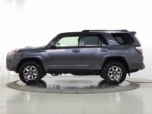 Magnetic Gray Metallic 2023 Toyota 4Runner TRD Off Road Premium