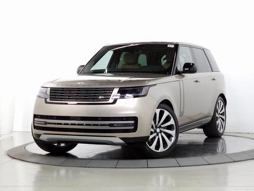 2025 Land Rover Range Rover P400 SE