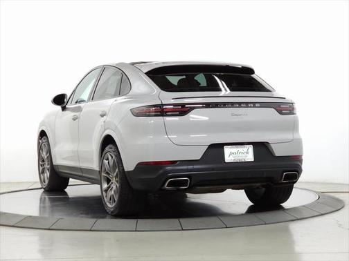 2022 Porsche Cayenne Platinum Edition