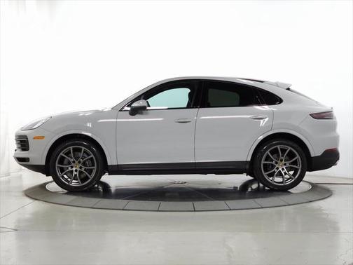 2022 Porsche Cayenne Platinum Edition
