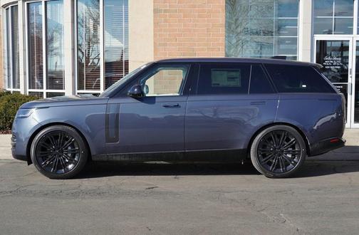 2026 Land Rover Range Rover P400 SE 7 Seat
