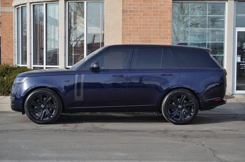 2023 Land Rover Range Rover P530 SE