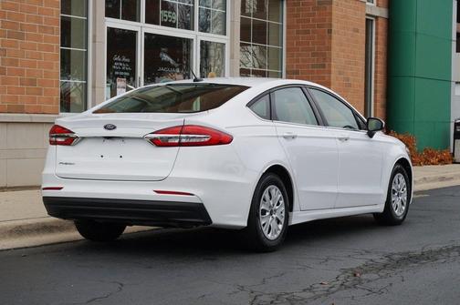 2019 Ford Fusion S