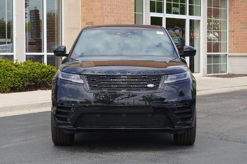 Santorini Black Metallic 2026 Land Rover Range Rover Velar P400 Dynamic SE