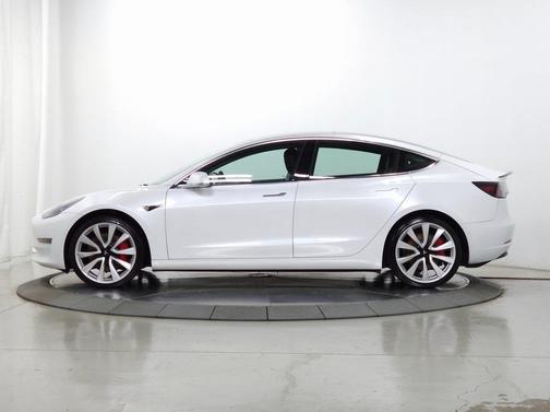 2019 Tesla Model 3 Long Range