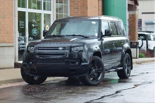 2025 Land Rover Defender 110 P400 X-Dynamic SE