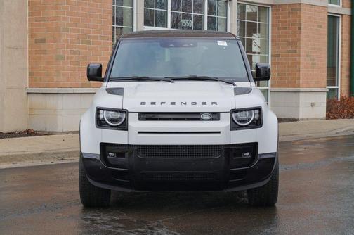 Borasco Grey Metallic 2026 Land Rover Defender X-Dynamic SE