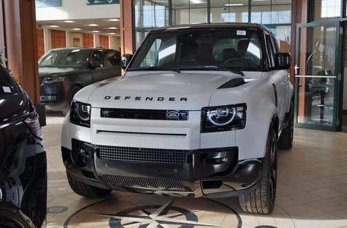 2026 Land Rover Defender X-Dynamic SE