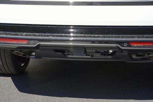 2025 Land Rover Range Rover P530 SE 7 Seat