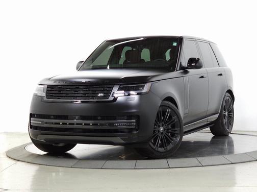 2025 Land Rover Range Rover P530 SE
