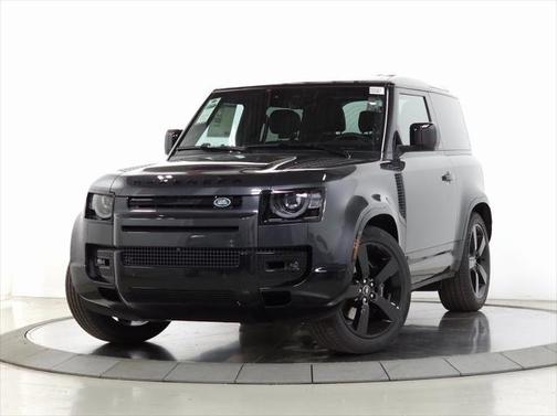 2025 Land Rover Defender V8