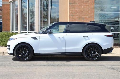 2025 Land Rover Range Rover Sport SE