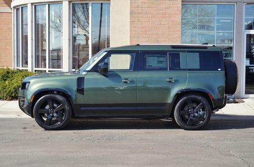 2026 Land Rover Defender P400 X-Dynamic SE