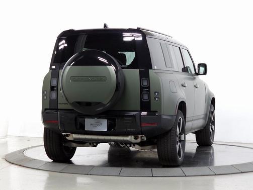 2026 Land Rover Defender S