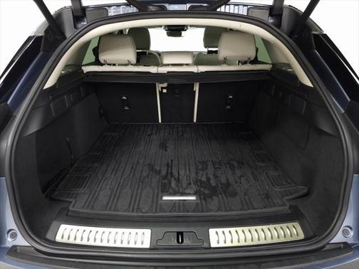 2022 Land Rover Range Rover Velar P250 S