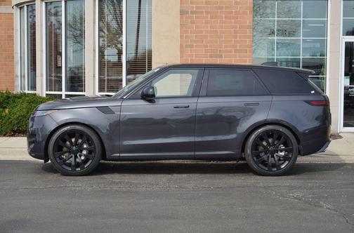 Carpathian Grey Premium Metallic 2026 Land Rover Range Rover Sport SE