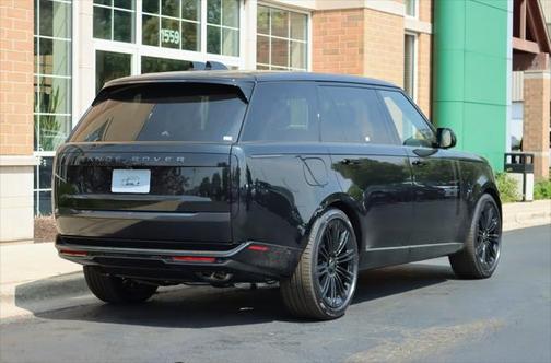2025 Land Rover Range Rover P530 SE 7 Seat