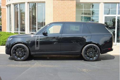 2025 Land Rover Range Rover P530 SE 7 Seat