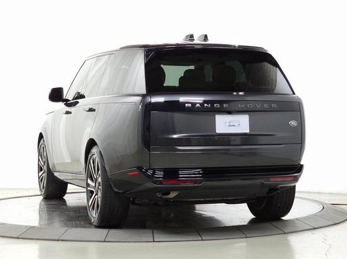 2023 Land Rover Range Rover P400 SE