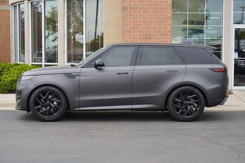 Charente Grey Premium Metallic 2026 Land Rover Range Rover Sport SE