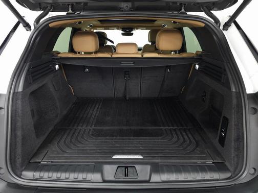 2024 Land Rover Range Rover Sport SE