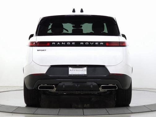 2024 Land Rover Range Rover Sport SE