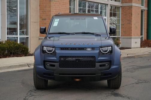 2026 Land Rover Defender P635 OCTA