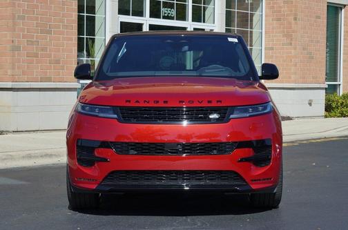 2025 Land Rover Range Rover Sport SE