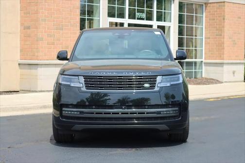 2025 Land Rover Range Rover P530 SE