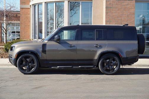 Gondwana Stone Metallic 2026 Land Rover Defender P400 X-Dynamic SE