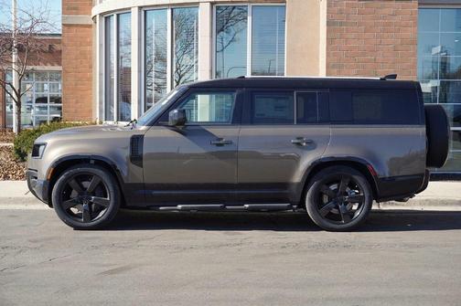 2026 Land Rover Defender P400 X-Dynamic SE