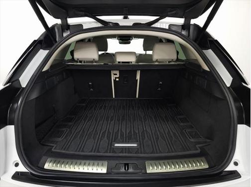 2023 Land Rover Range Rover Velar P250 S