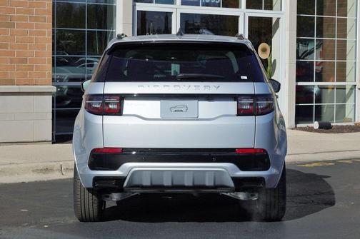 2025 Land Rover Discovery Sport S