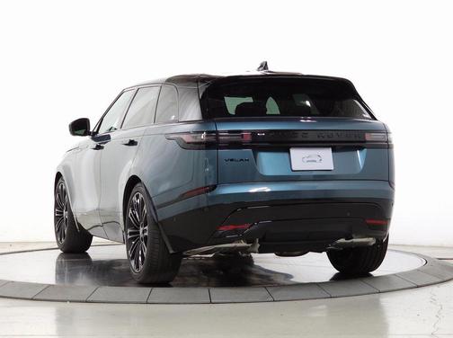 2026 Land Rover Range Rover Velar P400 Autobiography